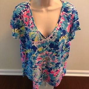 Lilly Pulitzer XL Short Sleeve Top V-Neck Shirt